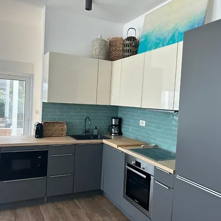 Sofrania- Panoramic Views, Pool, Hot Tub, Location! Villa *