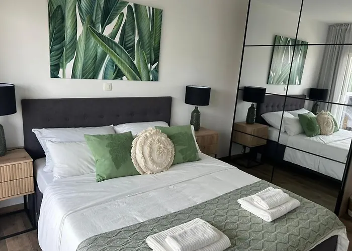 Sofrania- Panoramic Views, Pool, Hot Tub, Location! 别墅 特罗吉尔