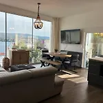 Sofrania- Panoramic Views, Pool, Hot Tub, Location! Трогир