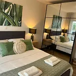 Sofrania- Panoramic Views, Pool, Hot Tub, Location!