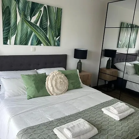 Sofrania- Panoramic Views, Pool, Hot Tub, Location! 빌라 트로기르